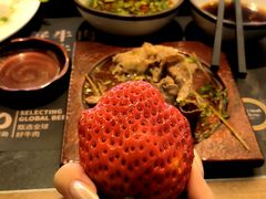 -牛YO寿喜烧·铁板烧和牛火锅自助(市府恒隆店)