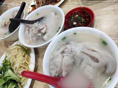 雪豆蹄花-雷祖芳老妈蹄花店