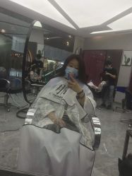 -变画·发型STUDIO