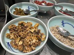 -上海浦东中心万枫酒店