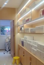 -蕾特恩专业祛痘·皮肤管理