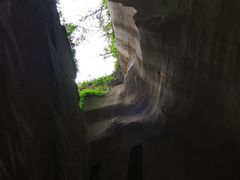 -伍山石窟