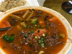 特色酸汤浸牛肉-岭南海晏楼(滨江东总店)