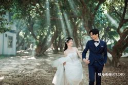 布拉格小镇-巴黎婚纱摄影工作室