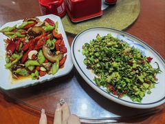 -芙蓉楼湘西土菜(北二环西路店)