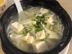 -闫家驴肉老店(华电一校店)