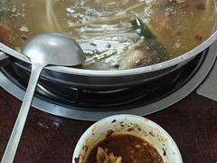 -冒牌富源酸菜猪脚火锅(沐春园店)