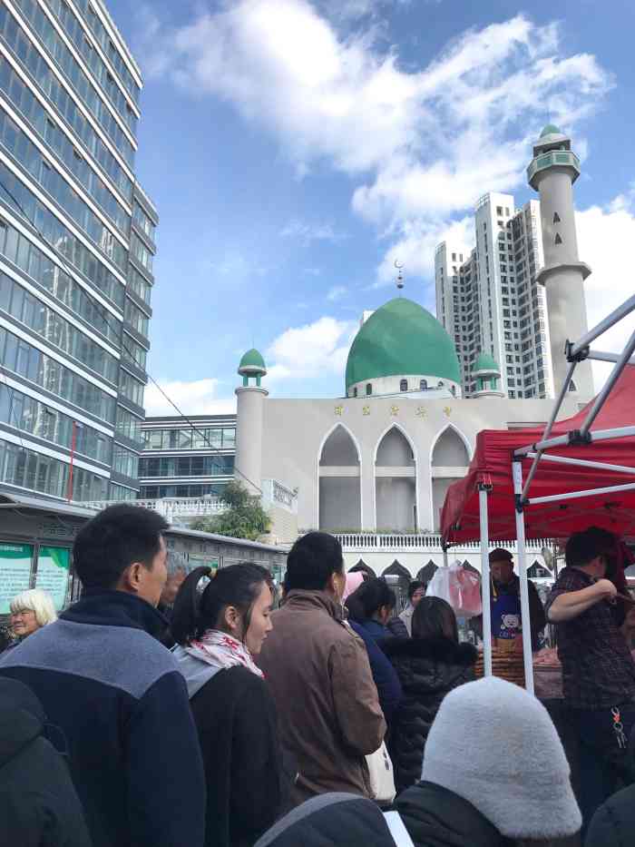 浦东清真寺-"浦东清真寺位于源深路和商城路交界口,很雄.