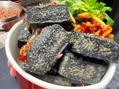 -黑色经典臭豆腐·湖南特产(步行街店)