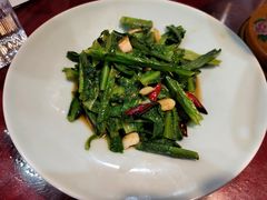 炝炒笋尖-窄巷子陕菜馆·地道陕西菜(粉巷店)