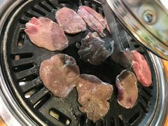 -唯成•韩国炭火烤肉 유성고기