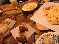-I HOLIC艾豪丽披萨(KKone店)