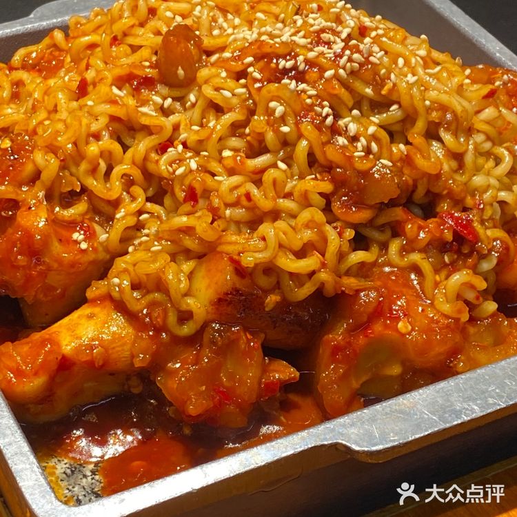 延吉·东村 | 谁还没带饭搭子来吃牛肠锅？！