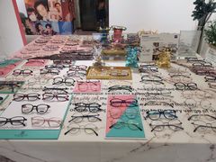 -肆兮眼镜·蔡司·徕卡战略合作店(大坪店)