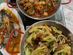 -梓檚中餐厅湖北菜小龙虾武昌鱼排骨藕汤(黄鹤楼店)