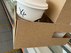 -星巴克(香港国际机场44号闸店)