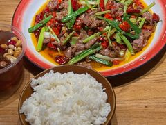 -先启半步颠小酒馆(嘉定万达店)