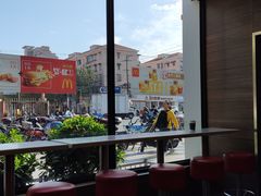 -麦当劳(田林好又多店)