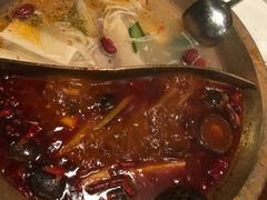 -重庆爽翻天老火锅(临平万达广场店)