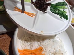 鸡丝凉米线-云海肴·汽锅鸡·云南菜(高德置地店)
