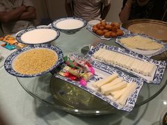 -哈啾嗨·新概念蒙餐(红星新城店)