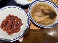 -云阿蛮云南生烫牛肉米线(奉贤路店)