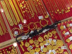 -恒一珠宝·回收黄金钻石奢侈品(灵岩南路店)