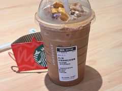 -星巴克(上海虹桥新天地二店)