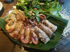 -大头虾越式风味餐厅(光明广场店)