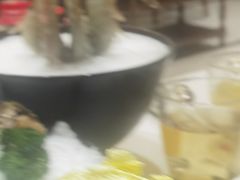 -帝皇海海鲜豆捞(桐泾商务广场店)