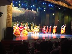 -勐巴拉娜西超级歌舞秀