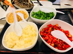 -鲜入围煮花胶鸡海鲜火锅