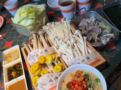 -南城十里潮汕鲜牛火锅·鲜虾生滚粥(融汇老商埠店)