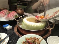 -得意咚瓜·顺德鱼生·冬瓜火锅(深圳首店)