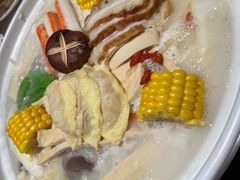 招牌猪骨煲-三人行骨头王火锅(长寿店)