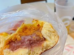 芋泥芝士碱水包-BreadTalk面包新语·烘焙蛋糕(中心书城店)