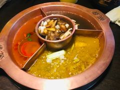 -滇釜火锅·能喝汤的火锅(车公庄店)