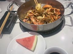 -七欣天香辣蟹火锅(闵行浦江欢乐颂店)