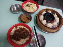 -食惠里小笼包面馆(越秀店)