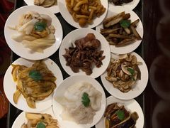 -天宜隆蘑菇宴火锅(石景山旗舰店)