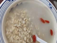 -牛一嘴·兰州牛肉面·大盘鸡(财富中心店)