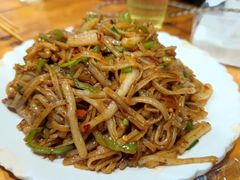 鸡蛋肉丝炒豆皮-老城根(新天地店)