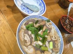 -锦泓老字号猪脏粉(东联大厦店)