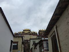 -噶丹松赞林寺