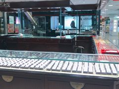 -银泰百货(舟山临城店)