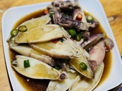 -臻鲜燕海鲜融合餐厅(金陵style店)