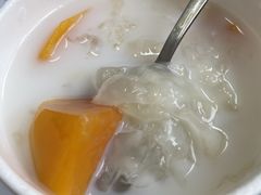 鲜奶雪耳炖木瓜-炖物24章·顺时轻养茶(黄龙店)