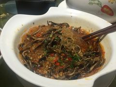 -铜锣湾·有麝自然香(重庆新天地店)