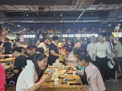 -胖东来生活广场(健康路店)