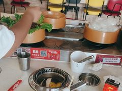 -龍歌自助小火锅(市南金茂湾店)